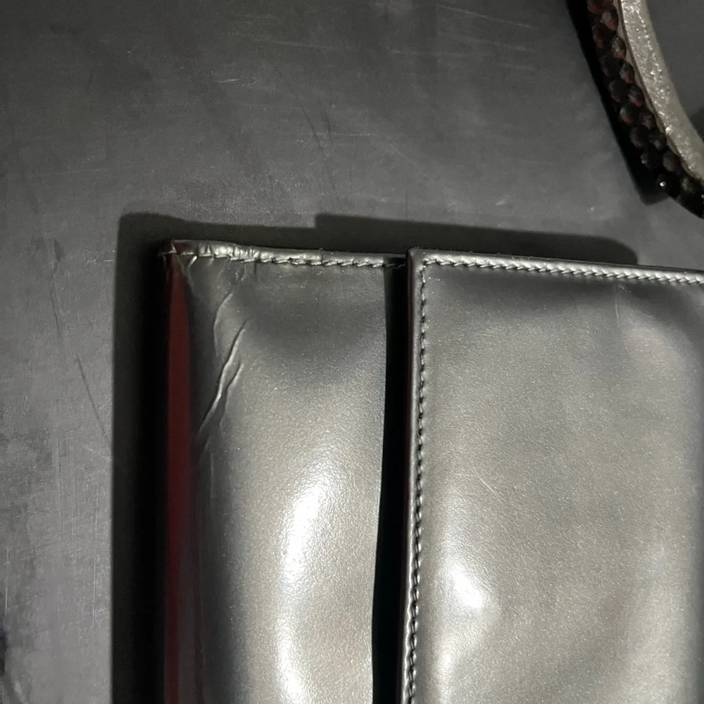 Salvatore Ferragamo Wallet Purse Ganchini. Gun metal color. - Picture 8 of 9